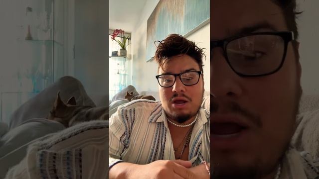 Sebastian Soto is going live TO SPILL TEA! смотреть онлайн