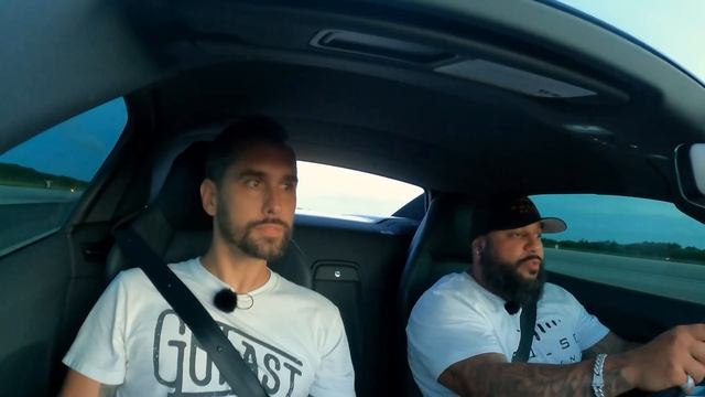 Testing The Audi R8 V10 Spyder On The Runway | 0-60 1/4 Mile 1 Mile | Pulse Rally Testing смотреть онлайн