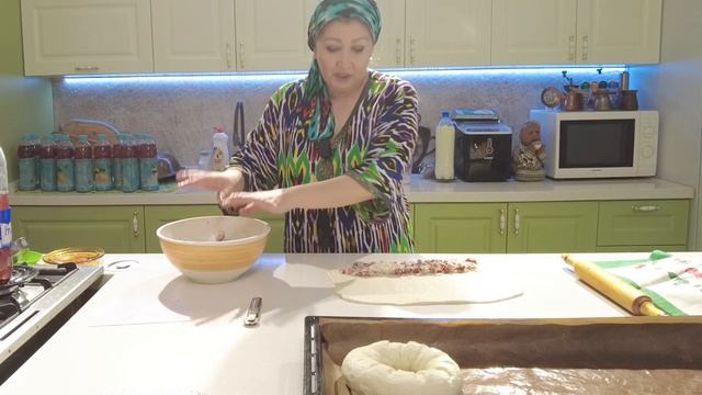 ?УЗБЕКСКИЕ ЛЕПЁШКИ С МЯСОМ ?ГУШТЛИ НОН! СОЧНАЯ ?НАЧИНКА КАК БУЛЬОН! смотреть онлайн