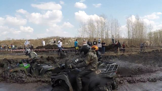 Падение с квадроцикла 60 fps / 4x slow (120fps) смотреть онлайн