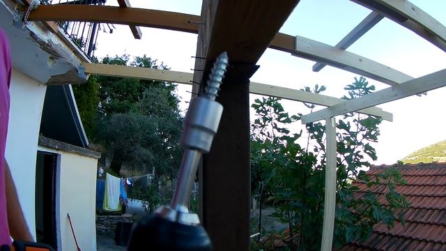 Жизнь в греческой деревне. Строю столярную мастерскую. Часть 1 смотреть онлайн