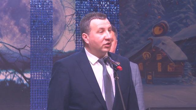 Движение к красоте и культуре. В Анапе прошёл молодёжный зимний бал смотреть онлайн