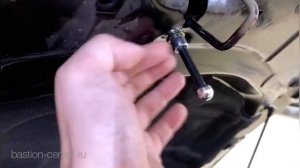 Замок капота на Рено Дастер