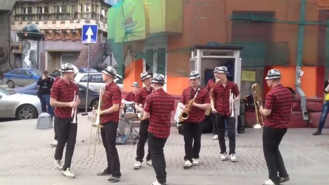 Оркестр на Арбате 21.04.2012 смотреть онлайн