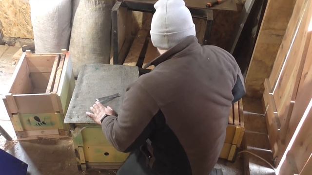 КАК УВЕЛИЧИТЬ ПАСЕКУ С 10 семей в 100 без потери меда и силы семей!! смотреть онлайн