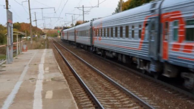 Новинка павелецкого хода! ЭП20-027 с поездом №45 Москва-Тамбов у Топканово смотреть онлайн