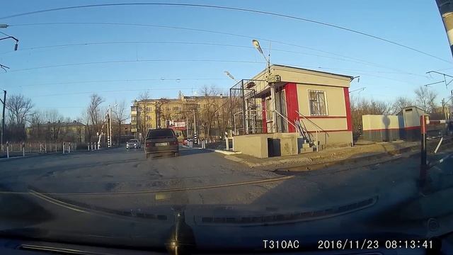 2016_11_23_Таганрог_ЖД_Переезд_Красный_Котельщик смотреть онлайн