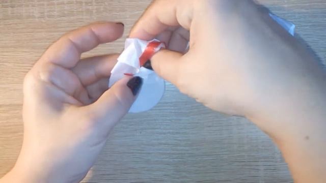 Цветы канзаши. Цветы из атласных лент. Flowers kanzashi. смотреть онлайн