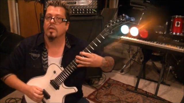 How to play PUMP IT by BLACK EYED PEAS - Guitar Lesson by Mike Gross - Tutorial смотреть онлайн