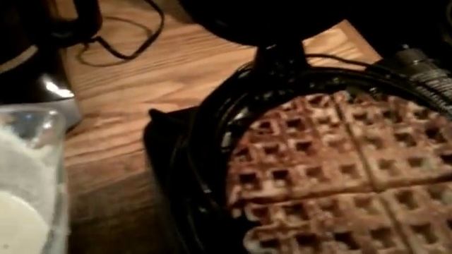 Cast iron waffle iron waffles смотреть онлайн