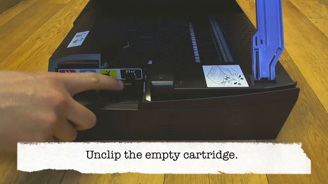 Brother DCP-115C - Changing the cartridges смотреть онлайн