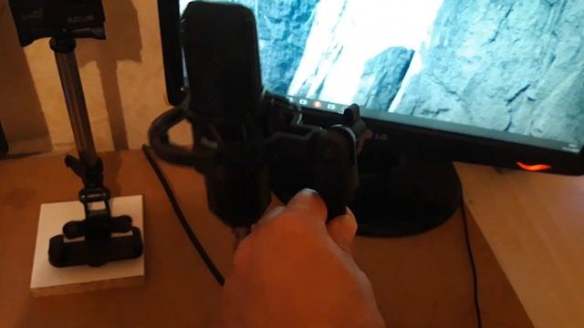 привет всем мой кампиьютерный стол , спасибо смотрите мои канал. смотреть онлайн