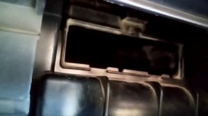 Замена салонного фильтра на сангёнг актион спорт