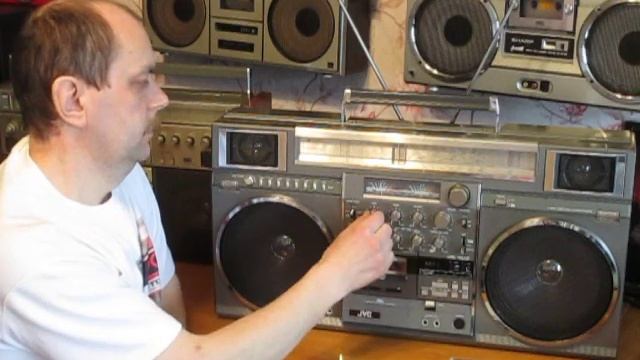 JVC RC-M90 МУЗЕЙ КАССЕТНЫХ МАГНИТОЛ 70-80Х смотреть онлайн