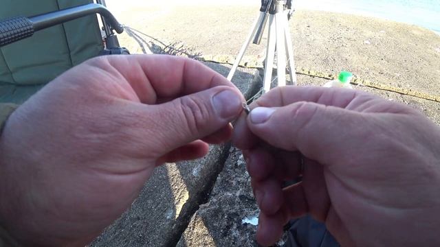 Морская рыбалка. Мощные поклёвки. Бычок, камбала. Поехали на Саргана. Vlad TV. смотреть онлайн