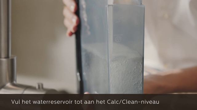 Het ontkalken van de Saeco GranAroma SM6585/00 смотреть онлайн