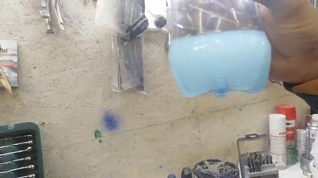 Залейте это в бак и двигатель не будет троить. Как удалить воду из бака? смотреть онлайн