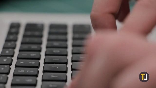 How to Set Backlit Keyboard to Always On смотреть онлайн