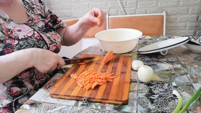 Суп с клецками. смотреть онлайн