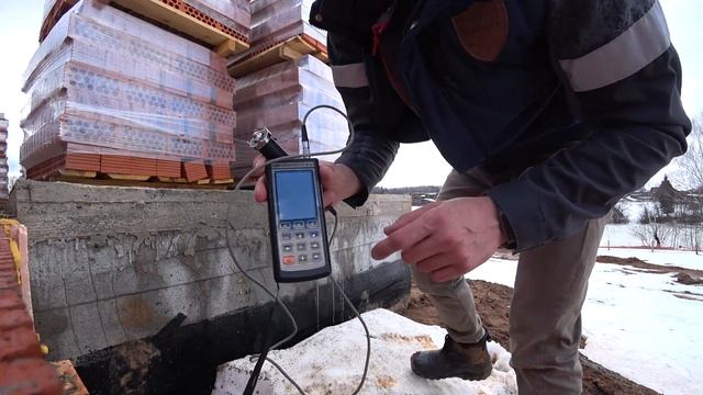 Просели и треснули "полы по грунту" - обследование фундамента в Кп Речной смотреть онлайн