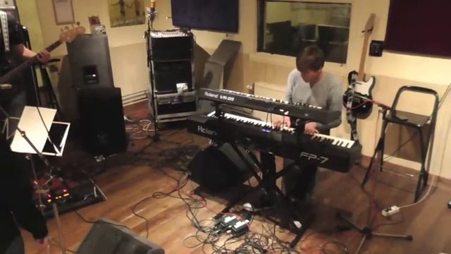 Siméon Oosthuizen & friends, cover Sass Jordan-make you a believer смотреть онлайн