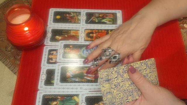 ВАШИ ОТНОШЕНИЯ! СТОИТ ЛИ ПРОДОЛЖАТЬ?#раскладнаотношения #тароонлайн