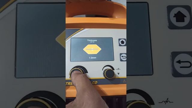 Hugong Extremig 200 LCD.