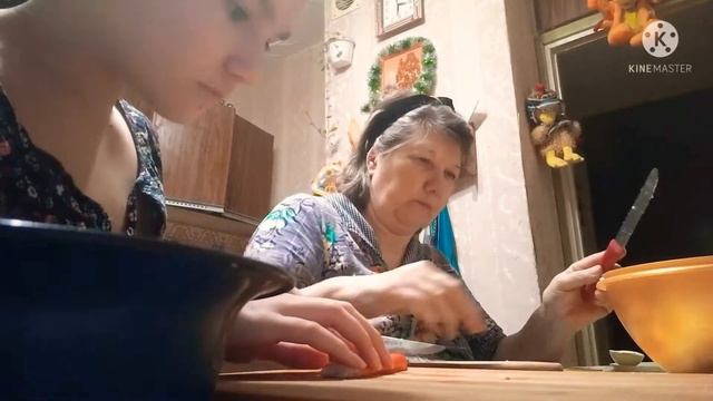 Готовим КРАБОВЫЙ САЛАТ? смотреть онлайн