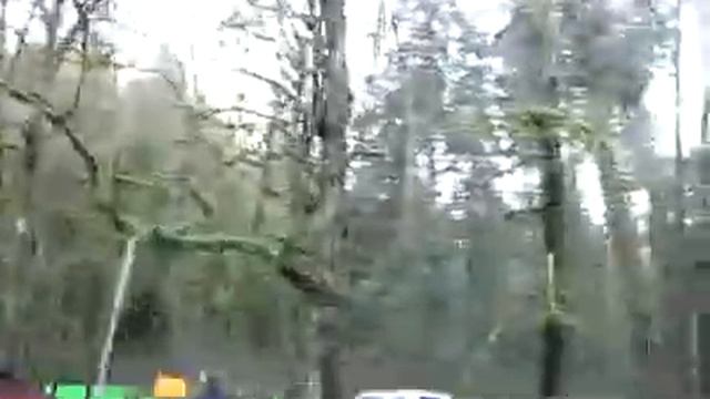 УНИКАЛНА ЗЕЛЕНА РЕКА смотреть онлайн