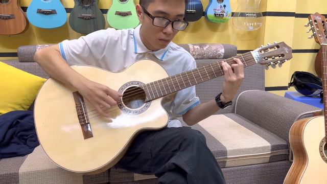 [Guitar Aria] Classic Aria C-200 dáng khuyết смотреть онлайн
