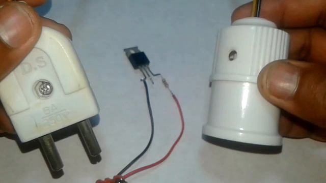 Make a simple Relay using Triac | How to use a Triac instead of Relay | Simple Triac Circuit. смотреть онлайн
