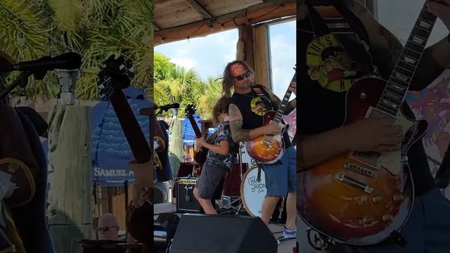 Champ Jaxon Band смотреть онлайн