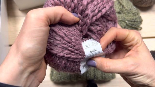 Удивительная шапка из Katia Poesia