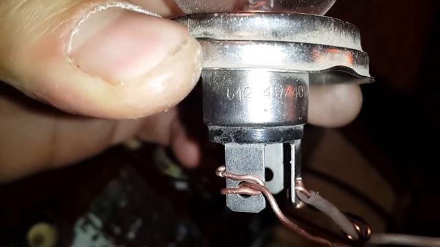 Как зарядить автомобильный аккумулятор в домашних условиях