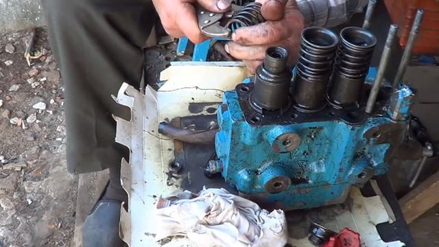 Распределитель Р 75 Не фиксируются рычаги Часть 2 смотреть онлайн
