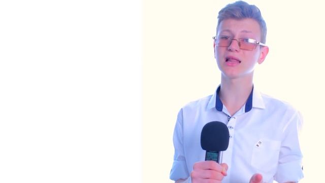 КОРОЧЕ ГОВОРЯ, АЙФОН ЗА РЕПОСТ смотреть онлайн