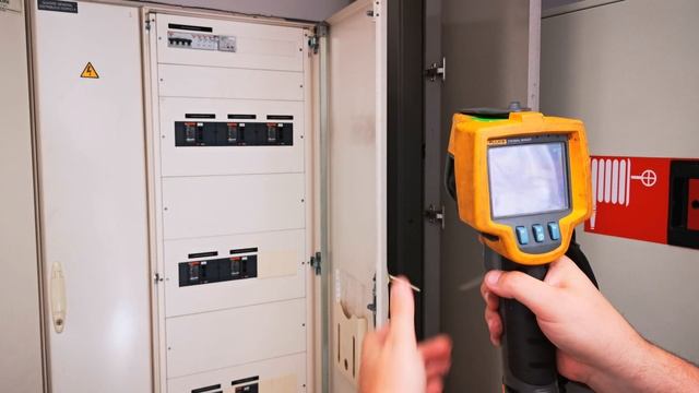 Realizar Termografia con FLUKE Ti32 смотреть онлайн