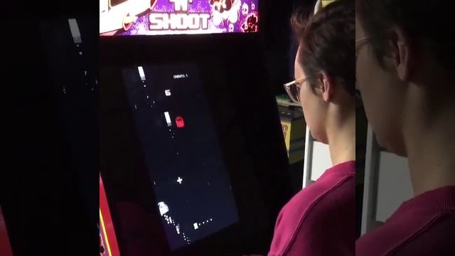 Switch N Shoot - one-switch arcade game смотреть онлайн