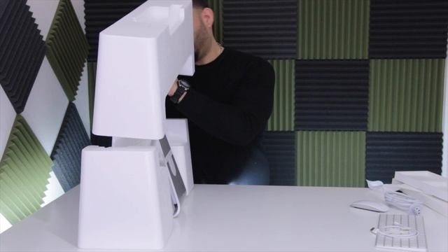 Apple iMac 21.5" with Retina 4K display Unboxing смотреть онлайн