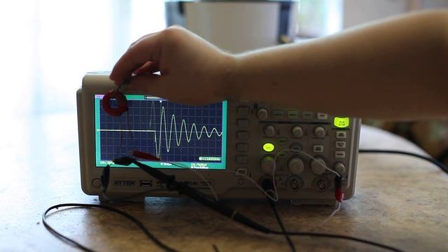 практическое опрeделение собственной частоты контура смотреть онлайн