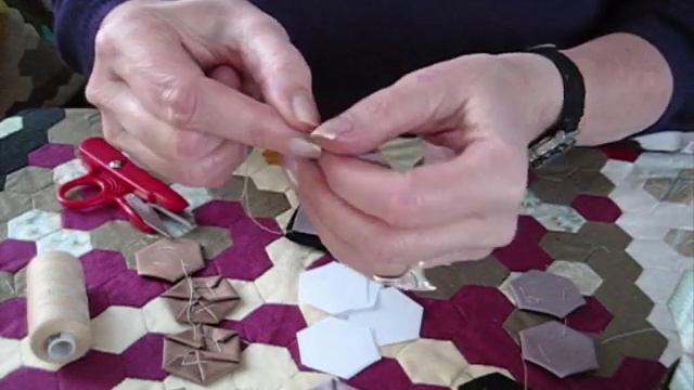 1)  Traditional English Hexagon Patchwork Demonstration