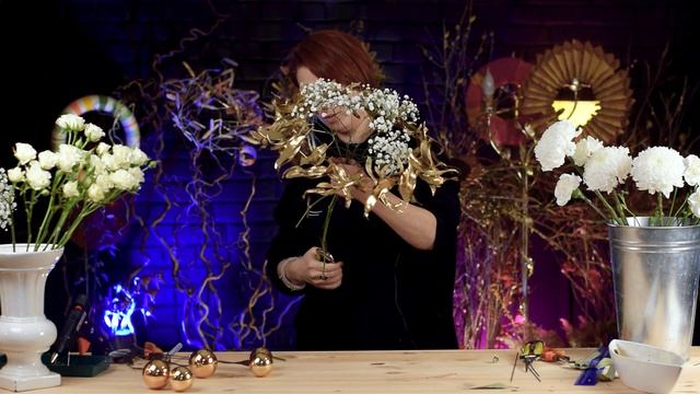 Как собрать каркасный букет? (Зимний букет от Kazanflowerschool) смотреть онлайн