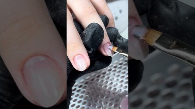 Нюд с изюминкой Мк работы с гелем от @bonetix_nailshop #2023 #ногти #маникюр #nailideas #блёстки