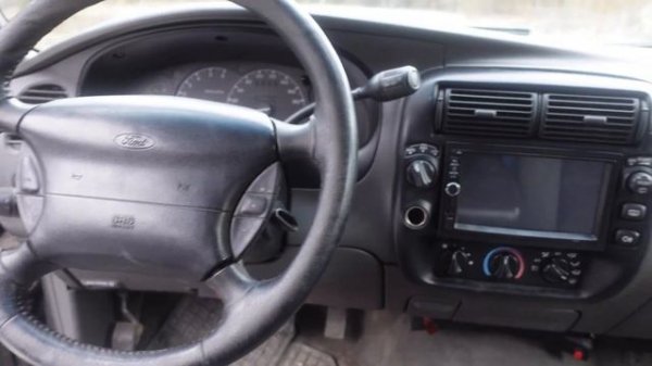 KRZYSIEK I FORD EXPLORER 4.0 V6