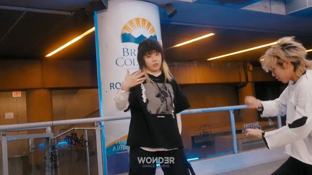 [KPOP IN PUBLIC in Vancouver] Stray Kids(스트레이 키즈) - MANIAC Dance Cover by WonderDance смотреть онлайн