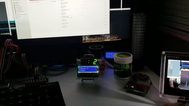 iTunes status display (lcd + adafruit 7seg) смотреть онлайн