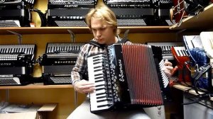 E Soprani 72 Bass Musette Accordion