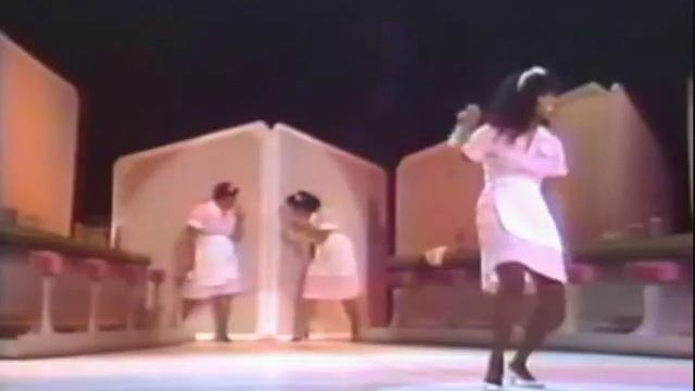 Donna Summer - She Works Hard For The Money