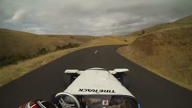Marryhill Hill Climb 2013 - Lotus 7 Clone 1:58.1 смотреть онлайн