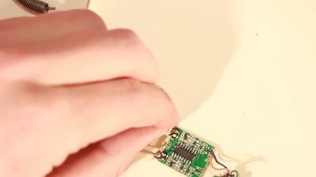 Супер громкий усилитель звука PAM8403. Или как сделать колонки для телефона смотреть онлайн